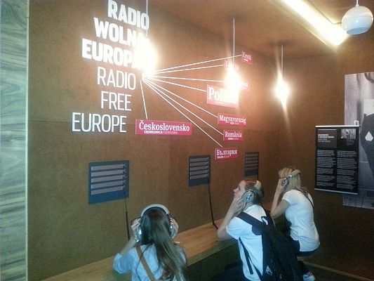 Grafika #18: Z WIZYTĄ W MUZEUM EMIGRACJI W GDYNI.