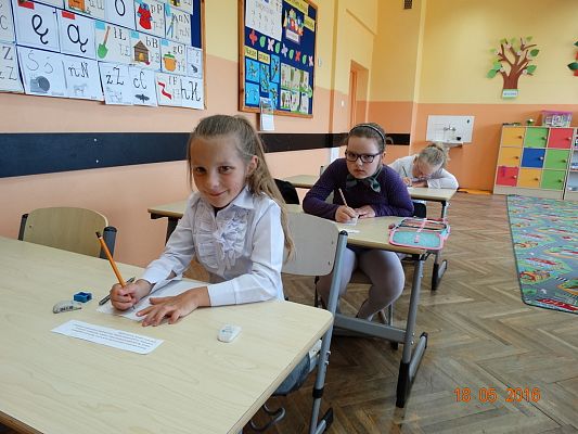 Grafika #1: SZKOLNY KONKURS KALIGRAFICZNY KLAS I-II