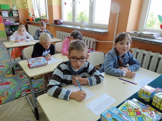 Grafika #4: SZKOLNY KONKURS KALIGRAFICZNY KLAS I-II