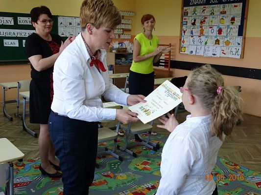 Grafika #11: SZKOLNY KONKURS KALIGRAFICZNY KLAS I-II