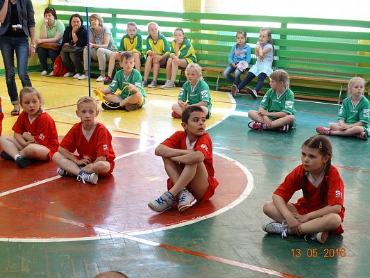 Grafika #19: XV OLIMPIADA SPORTOWA KLAS I-III