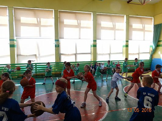 Grafika #22: XV OLIMPIADA SPORTOWA KLAS I-III