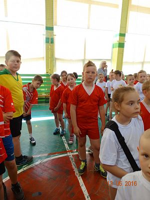 Grafika #24: XV OLIMPIADA SPORTOWA KLAS I-III