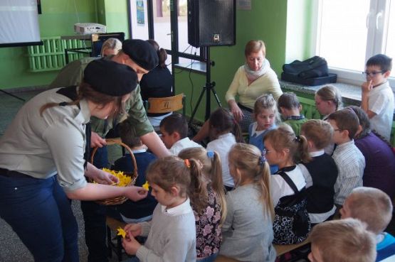 Grafika #7: Kwiecień- miesiącem pamięci