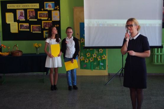 Grafika #8: Kwiecień- miesiącem pamięci