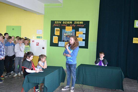 Grafika #3: ŚWIATOWY DZIEŃ ZIEMI