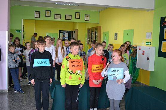 Grafika #5: ŚWIATOWY DZIEŃ ZIEMI