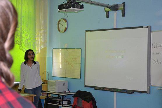 Grafika #8: Wolontariusze ze stowarzyszenia EDUQ gościnnie w naszej szkole.