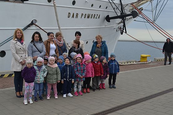 Grafika #7: Wycieczka przedszkolaków do Akwarium w Gdyni