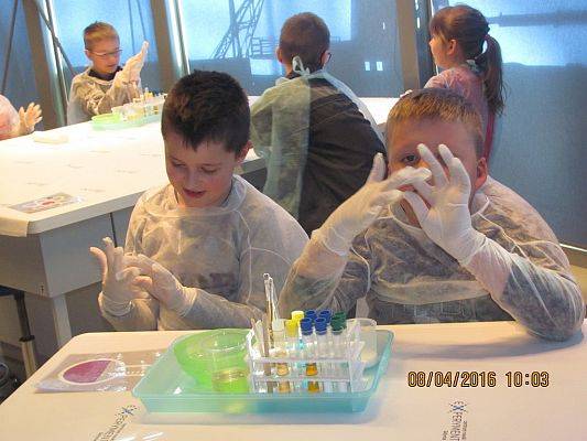 Grafika #17: Centrum Nauki Eksperyment