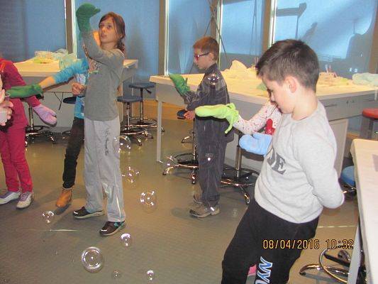 Grafika #11: Centrum Nauki Eksperyment