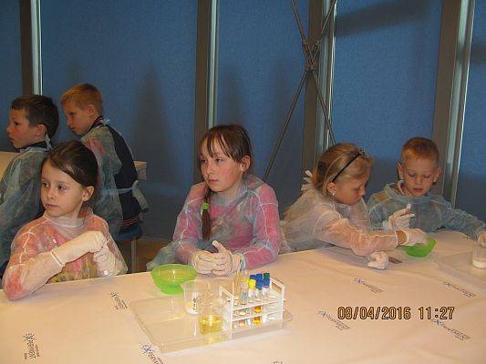 Grafika #3: Centrum Nauki Eksperyment