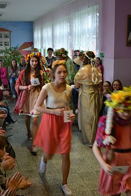 Grafika #14: Dzień Samorządności.