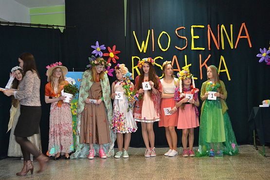 Grafika #6: Dzień Samorządności.