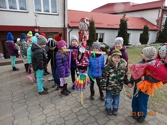 Grafika #6: Klasy I-III pożegnały zimę i powitały WIOSNĘ!!!