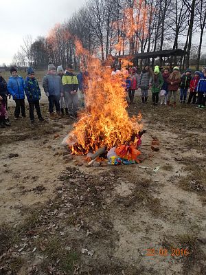 Grafika #12: Klasy I-III pożegnały zimę i powitały WIOSNĘ!!!