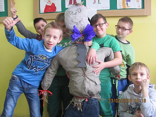 Grafika #13: Klasy I-III pożegnały zimę i powitały WIOSNĘ!!!