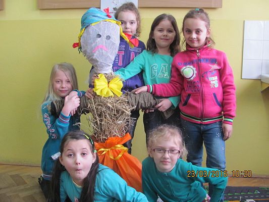 Grafika #14: Klasy I-III pożegnały zimę i powitały WIOSNĘ!!!