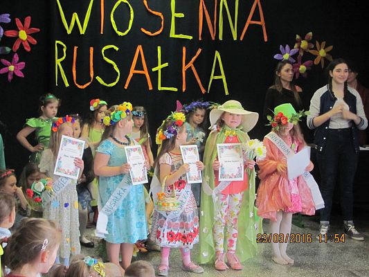 Grafika #28: Klasy I-III pożegnały zimę i powitały WIOSNĘ!!!