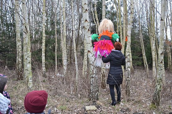 Grafika #2: PRZEDSZKOLAKI WITAJĄ WIOSNĘ