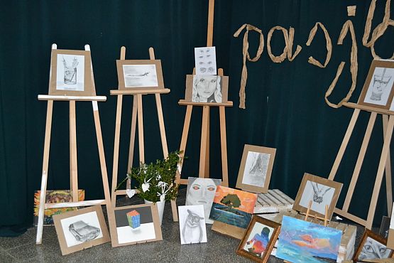 Grafika #2: "Moja pasja" - projekt edukacyjny.