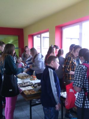 Grafika #4: AKCJA CHARYTATYWNA NA RZECZ SPALONEJ STADNINY KONI KAROLEWKO