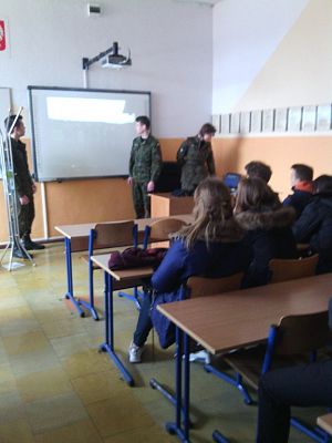 Grafika #3: WIZYTA W SZKOŁACH PONADGIMNAZJALNYCH