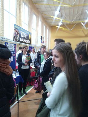 Grafika #10: WIZYTA W SZKOŁACH PONADGIMNAZJALNYCH