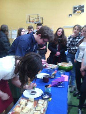 Grafika #12: WIZYTA W SZKOŁACH PONADGIMNAZJALNYCH