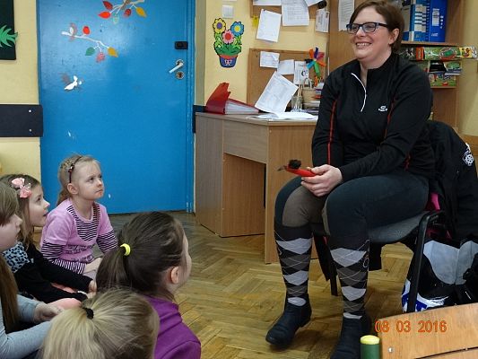 Grafika #5: Gość u pierwszaków