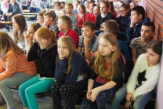 Grafika #4: Żywa lekcja historii- Życie i kultura w średniowieczu- Grupa Artystyczna Rekonstruktio