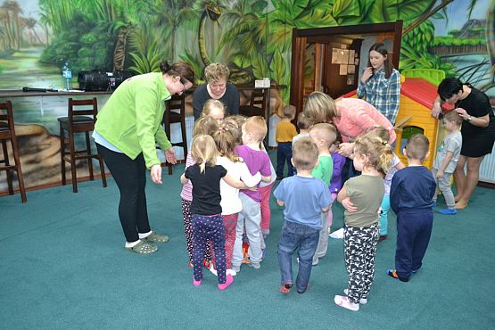 Grafika #5: Przedszkolaczki w Smykolandii