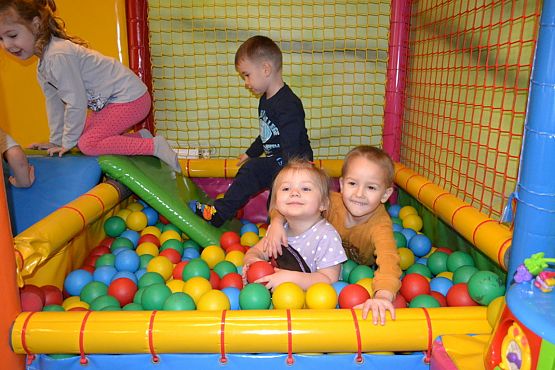 Grafika #12: Przedszkolaczki w Smykolandii