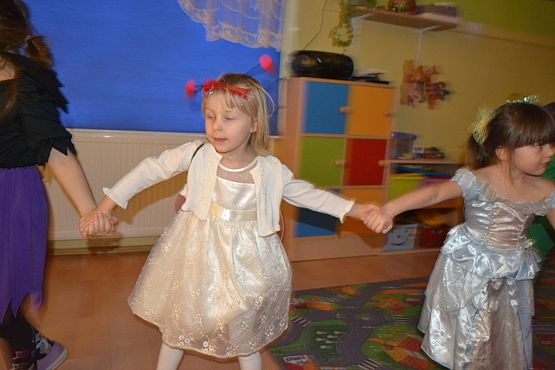Grafika #16: "Ach, cóż to był za bal" - Karnawał w Przedszkolu