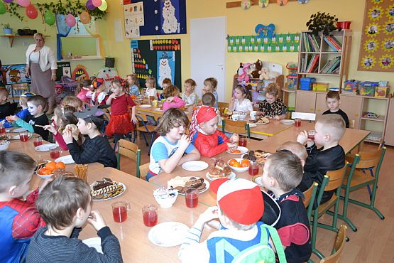 Grafika #21: "Ach, cóż to był za bal" - Karnawał w Przedszkolu