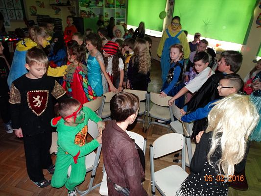 Grafika #27: Bal Karnawałowy w Szkole Podstawowej