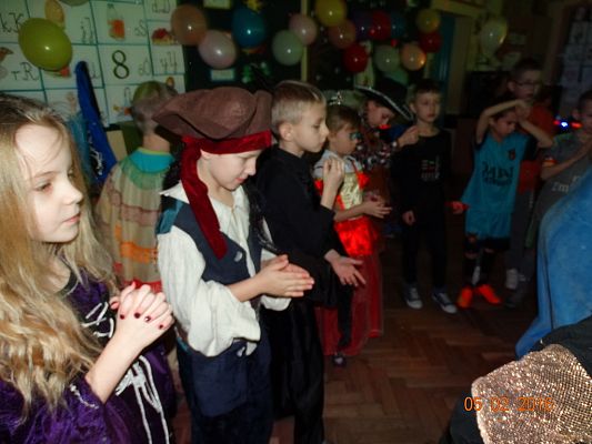 Grafika #29: Bal Karnawałowy w Szkole Podstawowej