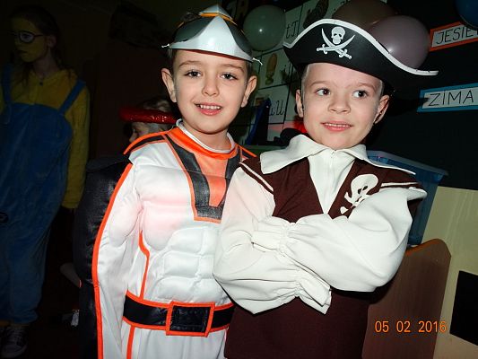 Grafika #31: Bal Karnawałowy w Szkole Podstawowej