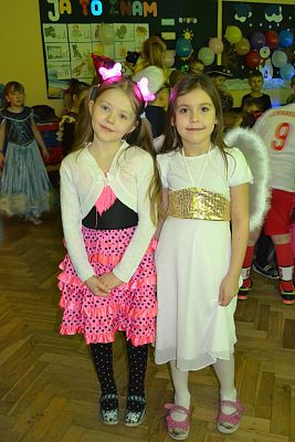 Grafika #2: Bal Karnawałowy w Szkole Podstawowej