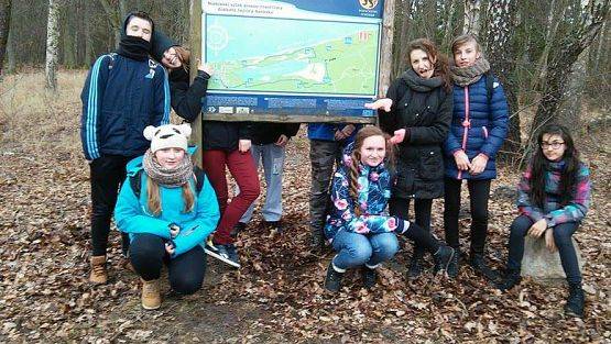 Grafika #7: Harcerska wycieczka piesza