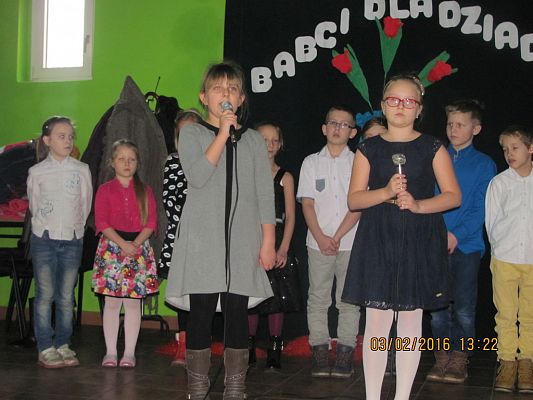 Grafika #1: Dzień Babci i Dziadka w Świetlicy wiejskiej w Łebieniu