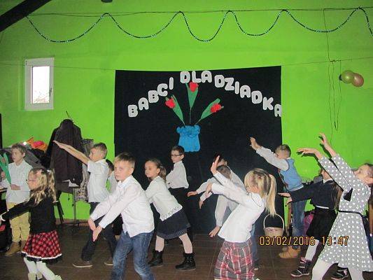 Grafika #16: Dzień Babci i Dziadka w Świetlicy wiejskiej w Łebieniu