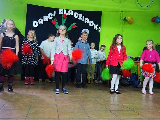 Grafika #29: Dzień Babci i Dziadka w Świetlicy wiejskiej w Łebieniu