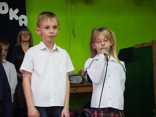 Grafika #40: Dzień Babci i Dziadka w Świetlicy wiejskiej w Łebieniu