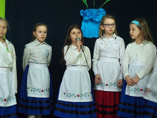 Grafika #38: Dzień Babci i Dziadka w Świetlicy wiejskiej w Łebieniu