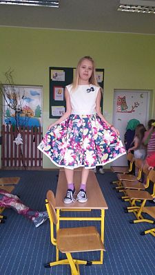 Grafika #11: Pokaz mody w klasie III SP