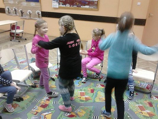 Grafika #11: G jak góry - zajęcia w kl. Ia