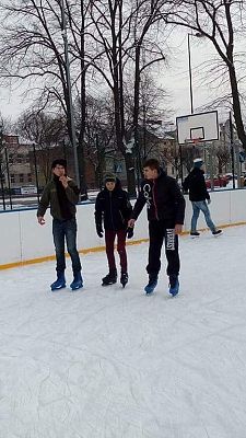 Grafika #1: Lodowisko