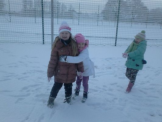 Grafika #2: Zabawy na śniegu - Ia