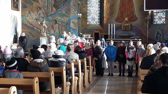 Grafika #2: BAJKOWE JASEŁKA W KOŚCIELE PARAFIALNYM W ŁEBIENIU